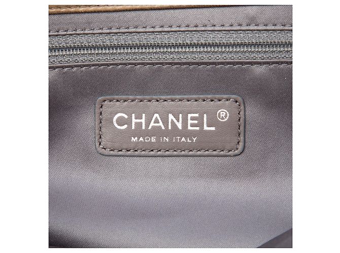 Chanel Marrone Lambskin Trapuntato Coco Rain Flap Media - vista 5