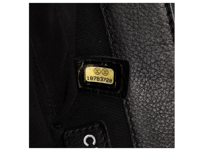Chanel Black Medium Calfskin Boy Reverso Flap Nero - vista 6