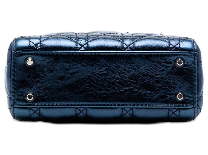Lady Dior Cannage en cuir de veau métallisé bleu mini - vue 3
