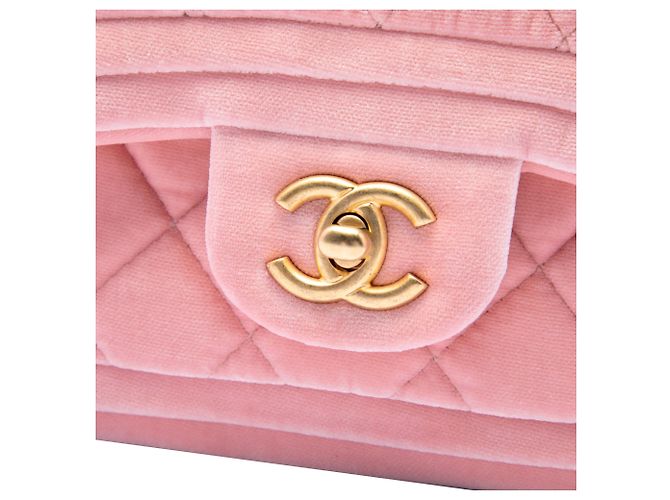 Chanel Mini Flap aus rosa gestepptem Samt mit Doppelverschluss Pink - Ansicht 5