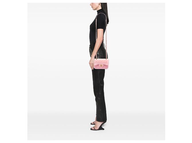Chanel Mini Flap aus rosa gestepptem Samt mit Doppelverschluss Pink - Ansicht 6