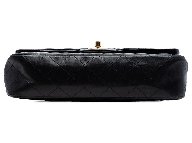 Chanel Black Medium Classic Lambskin Double Flap Nero - vista 3