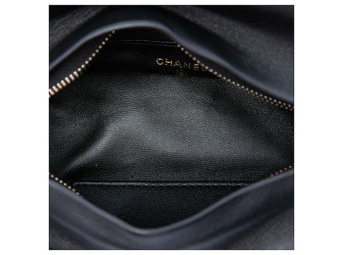 Clutch da polso Chanel Black CC in velluto trapuntato e cristalli Nero - vista 4