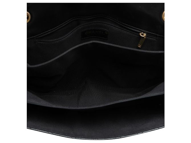 Chanel Black Quilted Crinkled Patent Pagoda Accordion Flap Negro - vista 4