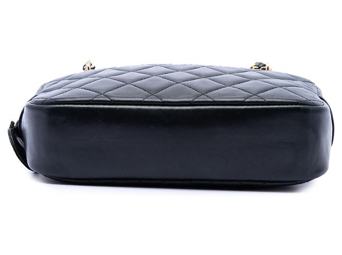 Camera Bolsa de câmera Chanel Black Mini CC em pele de cordeiro acolchoada com bolso e corrente Preto - vista 3