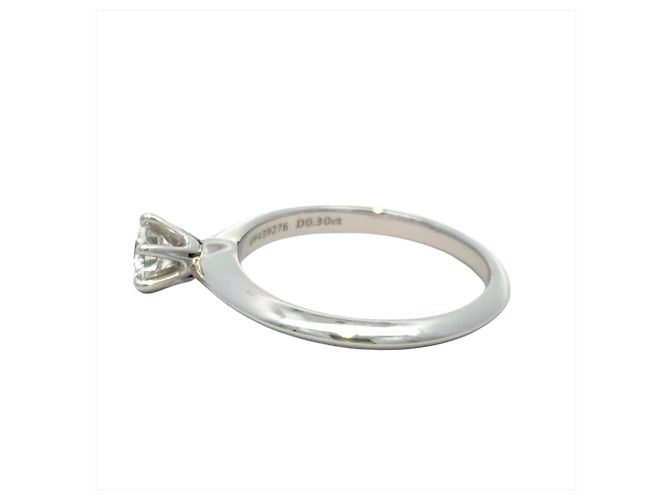 Tiffany & Co. Solitärring aus Platin - Ansicht 3