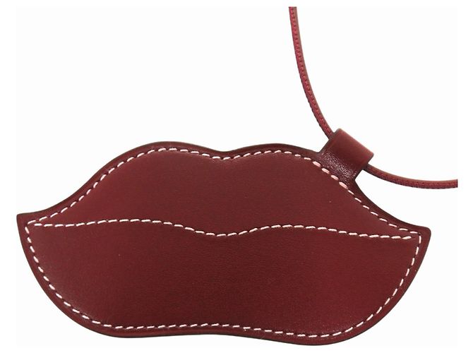 Hermès Collana con pendente Hermes Lips Veau Swift Rouge H K Stamp Rosso - vista 4