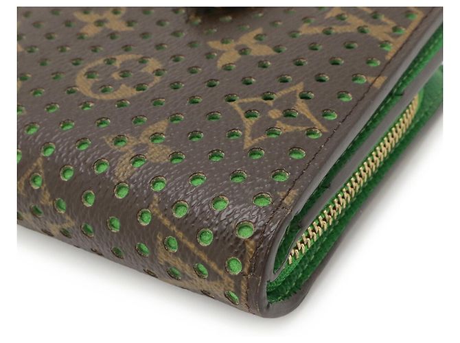 Cartera Compact Zip Plegable Monogram Perforada Louis Vuitton Verde Verde claro Monograma - vista 4