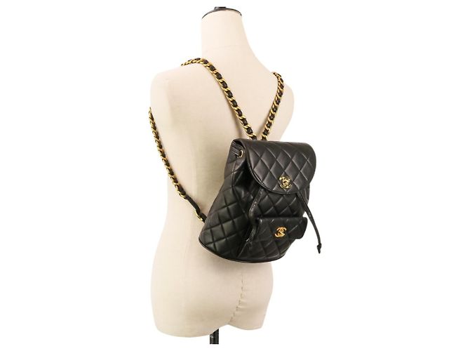 Classique Sac à dos Chanel Vintage Matelassé en agneau Noir - vue 12