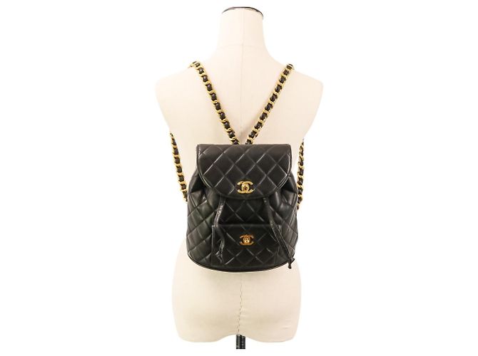 Classique Sac à dos Chanel Vintage Matelassé en agneau Noir - vue 13