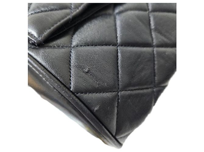 Classique Sac à dos Chanel Vintage Matelassé en agneau Noir - vue 15