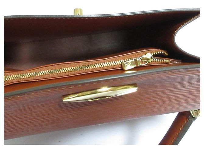 Borsa Louis Vuitton Malesherbes in pelle Epi Marrone - vista 10