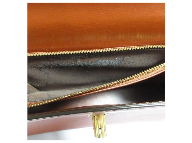 Borsa Louis Vuitton Malesherbes in pelle Epi Marrone - vista 13