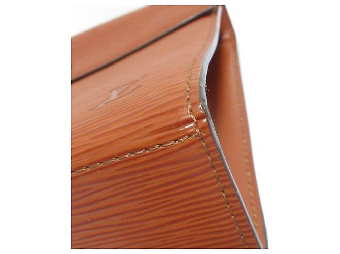 Borsa Louis Vuitton Malesherbes in pelle Epi Marrone - vista 5