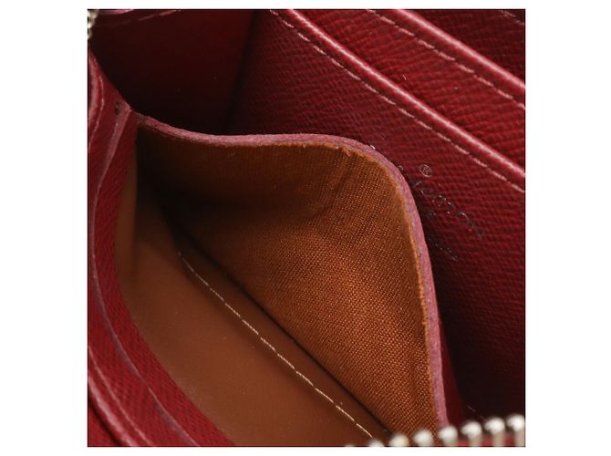 Monedero Zippy Epi Louis Vuitton en Fuchsia Fucsia - vista 7