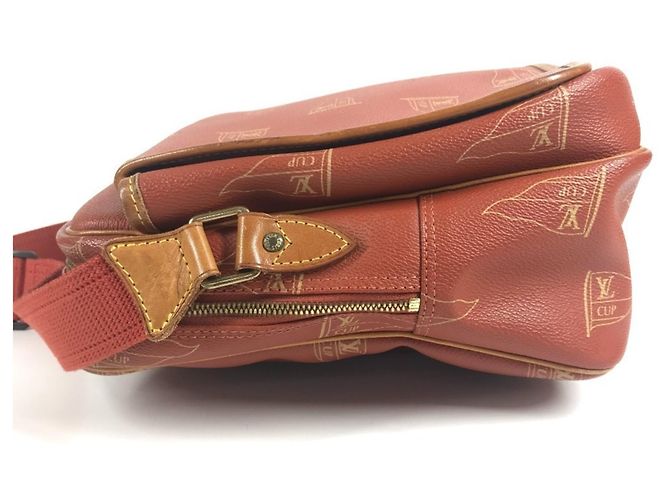 Borsa a tracolla Louis Vuitton LVCUP Crossbody Flap Messenger Bag Arancione - vista 4