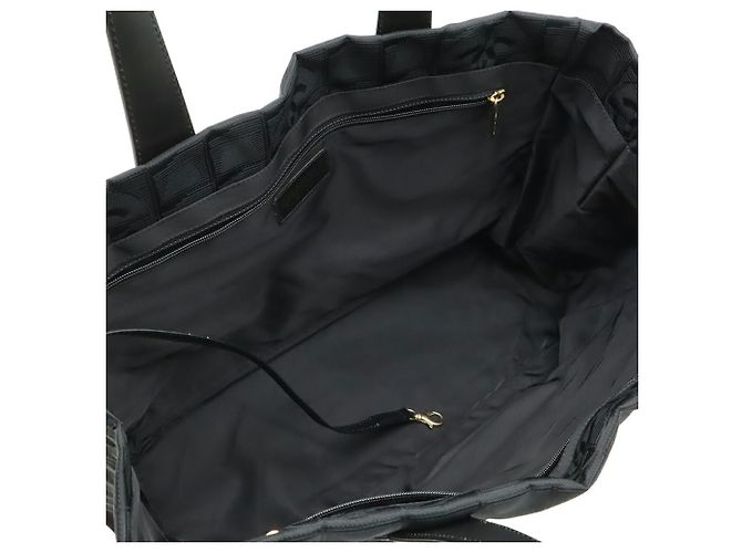 Borsa Chanel New Travel Line Tote MM Nero - vista 7