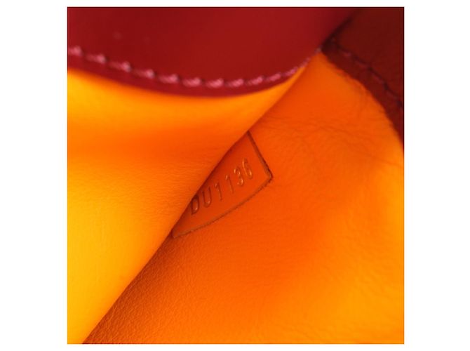 Borsa a mano in pelle Louis Vuitton City Steamer MINI Rosso Arancione Bordò - vista 14