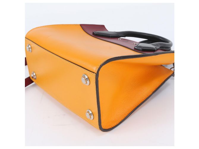 Borsa a mano in pelle Louis Vuitton City Steamer MINI Rosso Arancione Bordò - vista 7