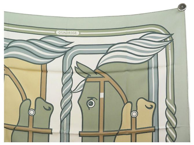 Hermès FULAR HERMES QUADRIGE CHEVAUX PIERRE PERON QUADRATO 90 CM IN SETA Multicolore - vista 3