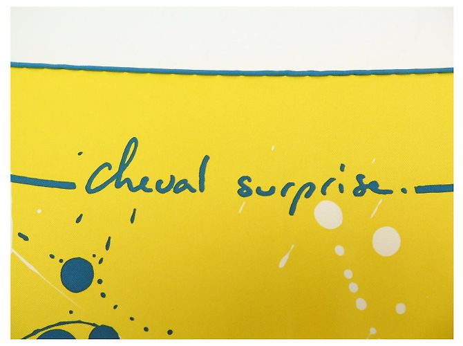 Hermès NUOVO FULLETTO HERMES CHEVAL SURPRISE REMIX CARRE 90 SETA GIALLO + SCATOLA - vista 7
