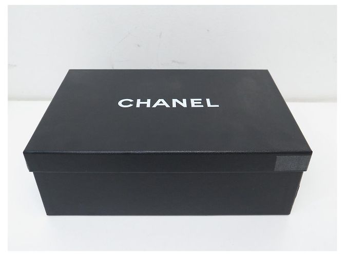 DECOLLATE CHANEL G29862 38 PELLE NERA Nero - vista 14