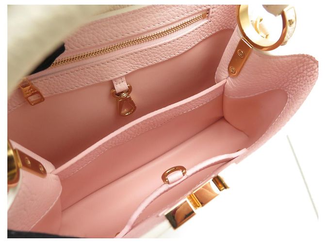 NUOVA BORSA A SPALLA LOUIS VUITTON CAPUCINES BB PELLE CREMA ROSA Crudo - vista 10