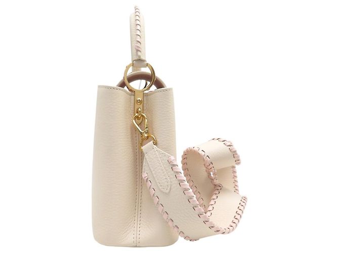 NUOVA BORSA A SPALLA LOUIS VUITTON CAPUCINES BB PELLE CREMA ROSA Crudo - vista 3