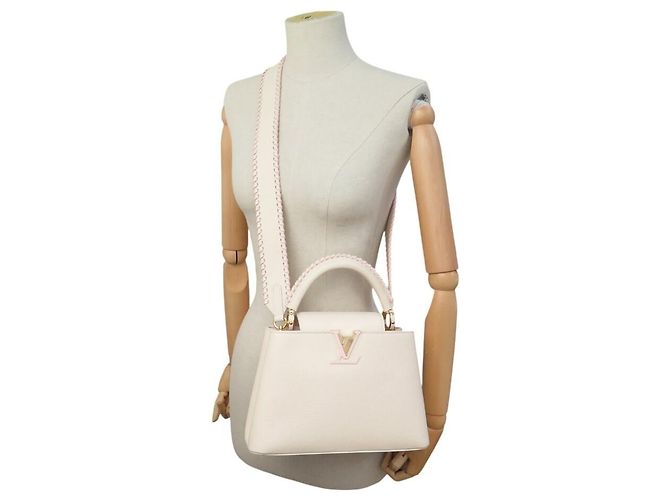 NUOVA BORSA A SPALLA LOUIS VUITTON CAPUCINES BB PELLE CREMA ROSA Crudo - vista 7