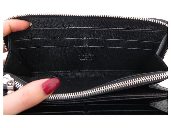 LOUIS VUITTON ZIPPY M61857 EPI LEDER SCHWARZ GELDBÖRSE - Ansicht 7