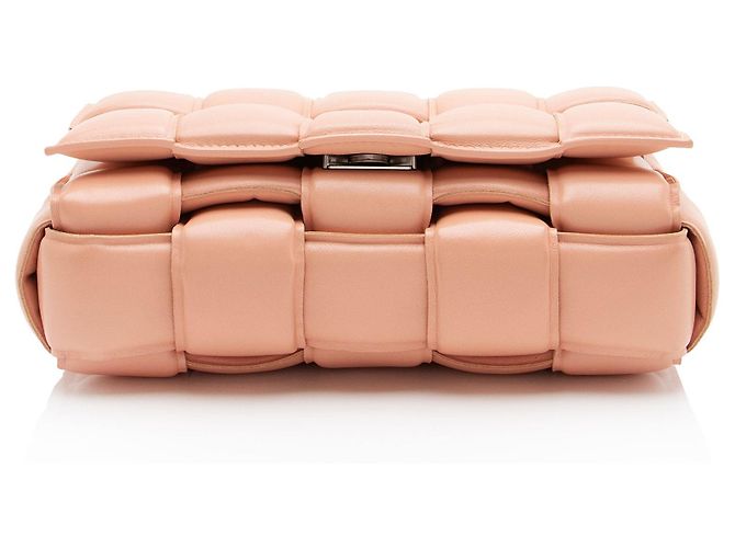 Bolsa transversal Cassette em couro acolchoado Bottega Veneta Rosa - vista 4