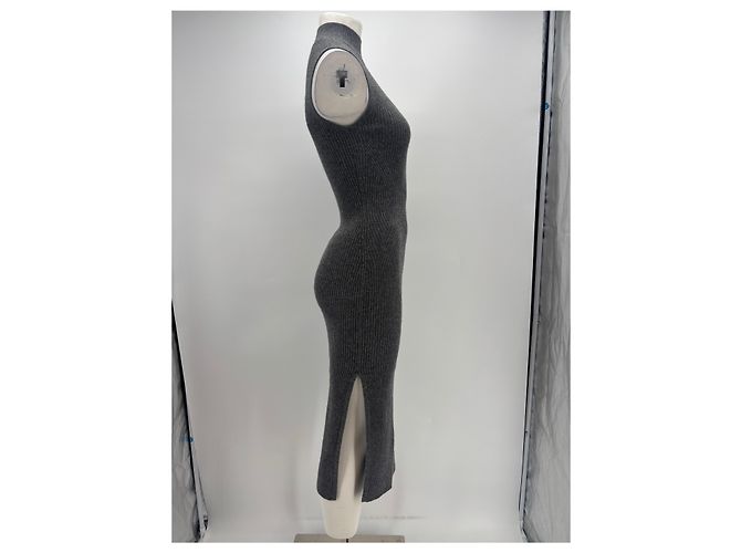 Reformation Strickkleid aus Kaschmir Grau - Ansicht 4