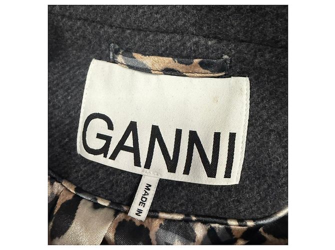 Gabardina con cuello Ganni en lana gris - vista 9