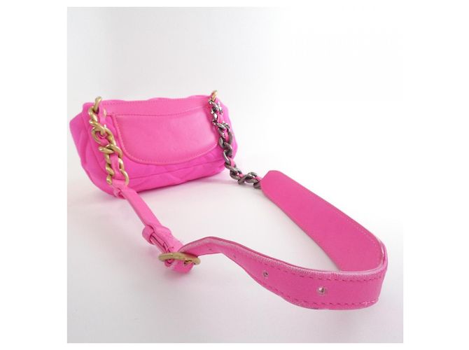 Chanel Chanel 19 Line Waist Bag Rosa - vista 6