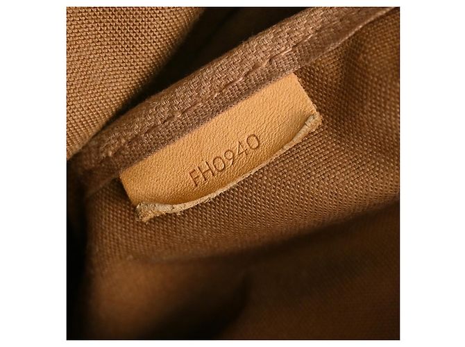 Louis Vuitton Saumur Monogram Canvas 35 Marrone - vista 5