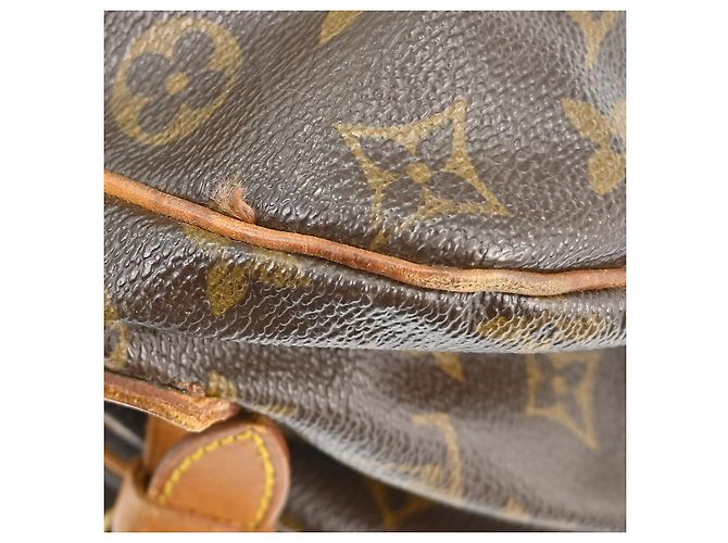 Louis Vuitton Saumur Monogram Canvas 35 Marrone - vista 7