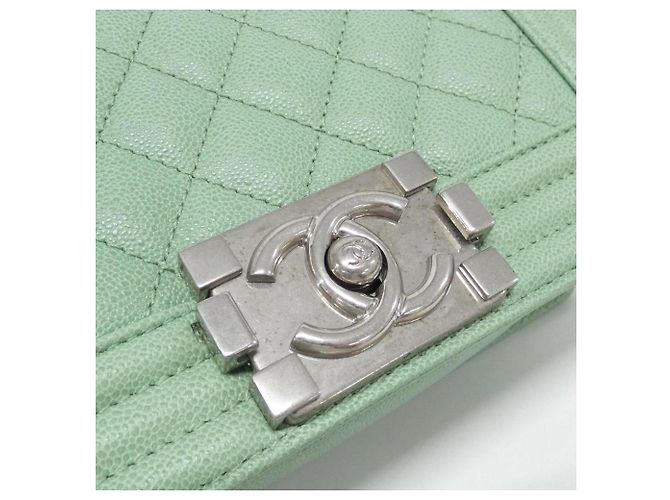 Borsa a tracolla Chanel Boy Line 67085 Verde - vista 4