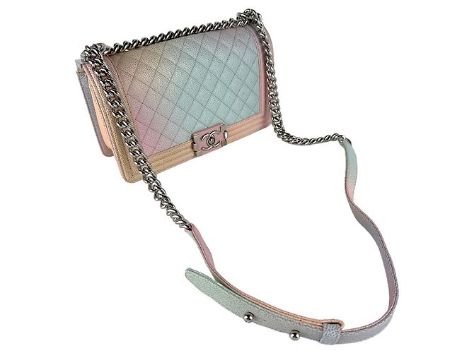 Chanel Boy Schultertasche aus genarbtem Kalbsleder Mehrfarben - Ansicht 10