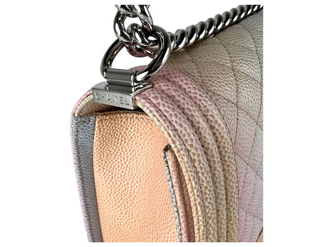 Chanel Boy Schultertasche aus genarbtem Kalbsleder Mehrfarben - Ansicht 6