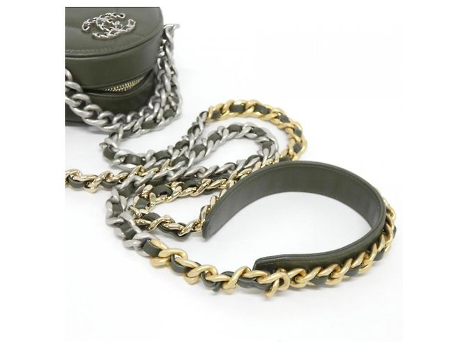 Chanel 19 Schultertasche Grün - Ansicht 5