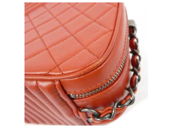 Borsa a tracolla Chanel Coco Boy Line 92655 Rosso - vista 2