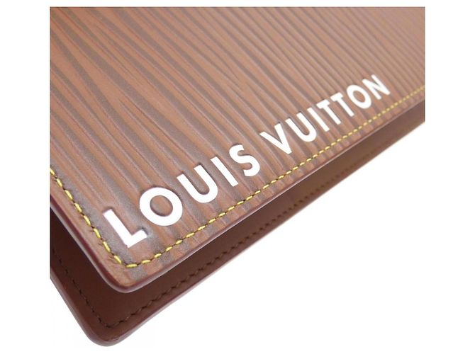 Cartera Louis Vuitton Epi XL Brazza Castaño Coñac - vista 3