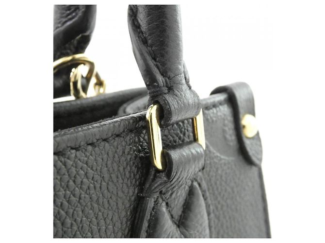 Borsa Louis Vuitton Monogram Empreinte OnTheGo BB Nero Monogramma - vista 3