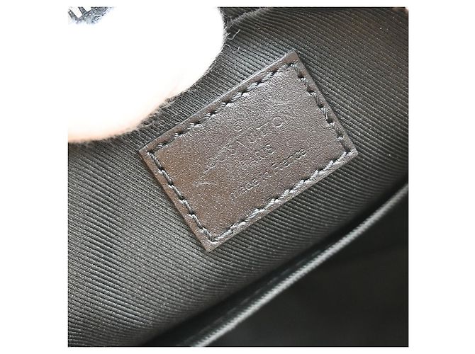 Louis Vuitton Trio Messenger Bag Reverse Monogram Eclipse Canvas Black - view 6