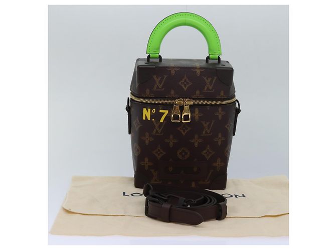 LOUIS VUITTON Bolso de Hombro Monogram Vertical Box M59664 LV Auth 82618SAM Monograma - vista 12
