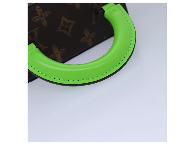 LOUIS VUITTON Bolso de Hombro Monogram Vertical Box M59664 LV Auth 82618SAM Monograma - vista 7