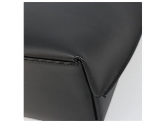 Borsa a tracolla GUCCI in pelle vernice Nero Argento 001 3017 Auth 165092 - vista 11