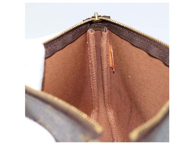 LOUIS VUITTON Monogram Pochette Accessoires Pochette M51980 LV Auth ep13455 Monogramme - vue 19