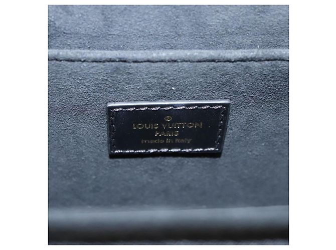 LOUIS VUITTON Game On 2021 Cruise Collection Dauphine MM M57463 Auth 104004SM Bianco - vista 24