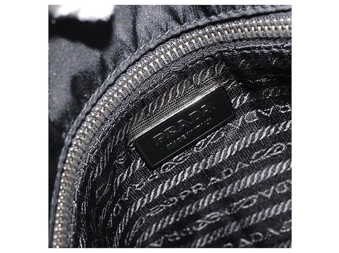Borsa a Spalla con Catena PRADA Nylon Nero Argento Auth 184635V - vista 20